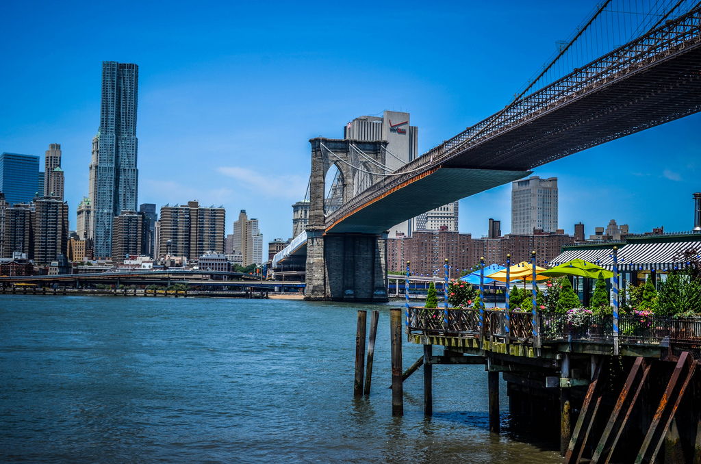 There is much to see when it comes to what to see in NYC, but start with the Brooklyn Bridge ... photo by CC user 39908901@N06 on Flickr 