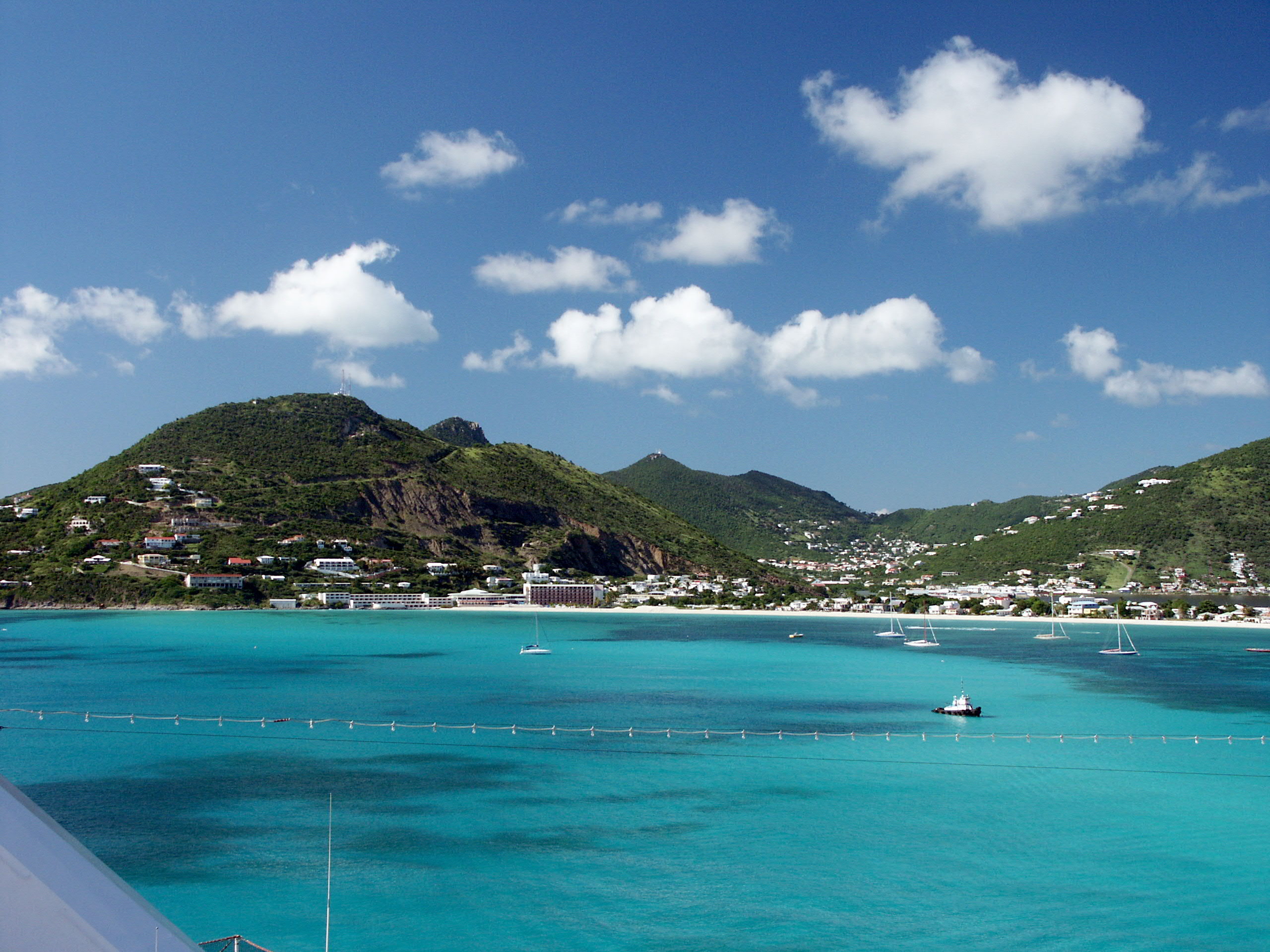 Discover Saint-Martin, A Caribbean Gem - TravelojosTravelojos