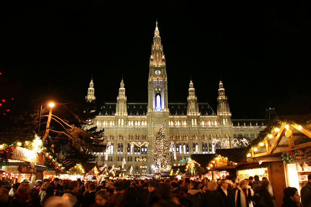 Planning a Christmas trip to Vienna is easy, and will set the table for a travel experience to remember